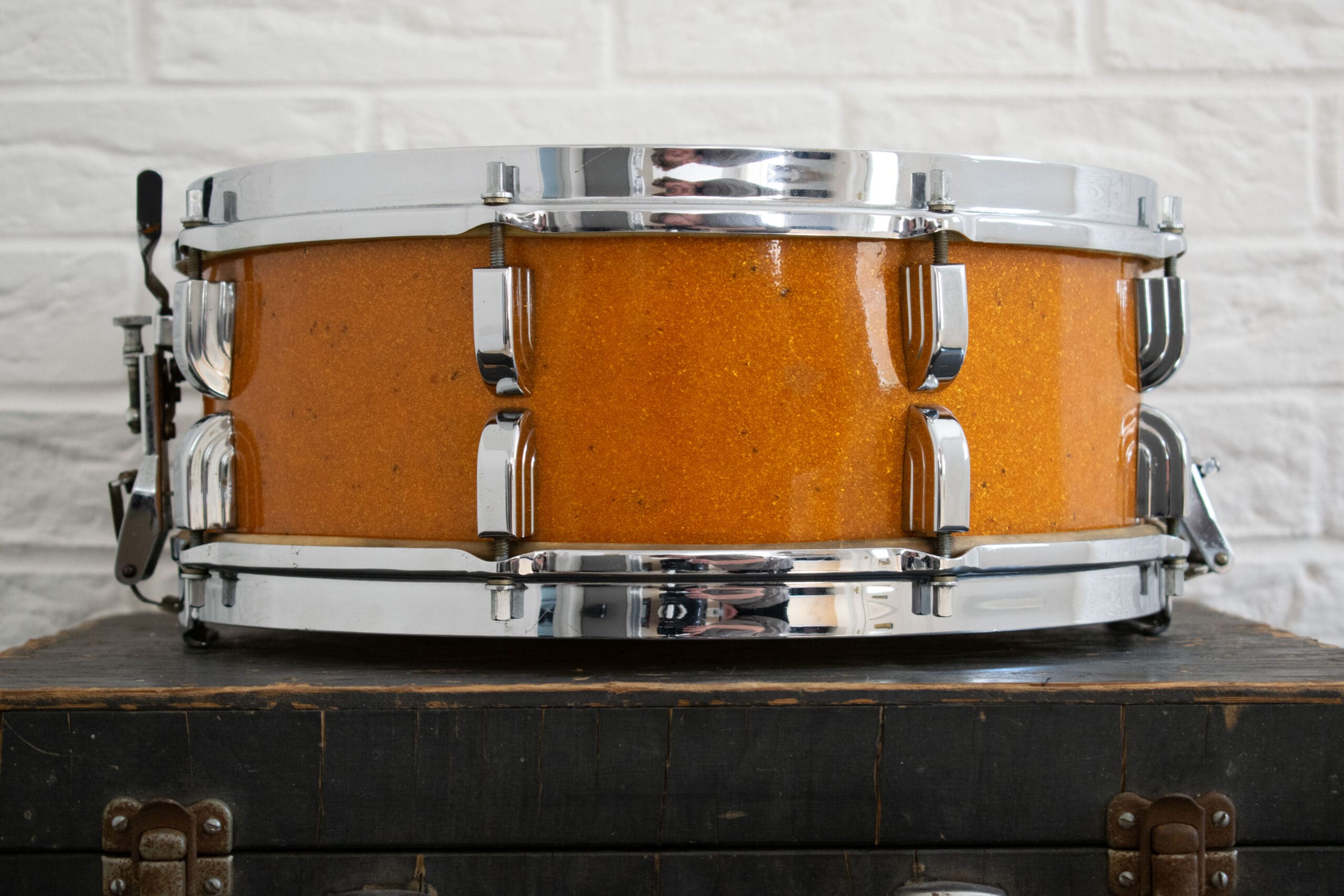 1956 1950s Leedy Ludwig Broadway 14x5.5 Sparkle Gold Pearl Snare 1956 1950s Leedy Ludwig Broadway 14x5.5 Sparkle Gold Pearl Snare