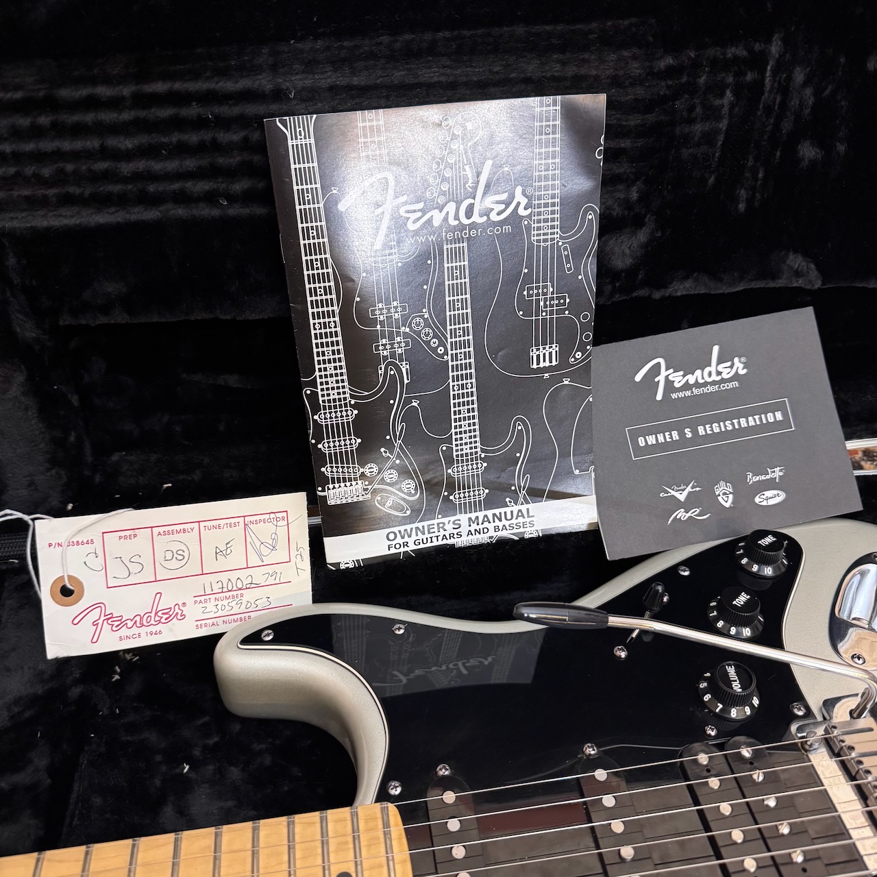 2003 Fender USA HSS Silver American Standard Stratocaster Guitar 2003 Fender USA HSS Silver American Standard Stratocaster Guitar