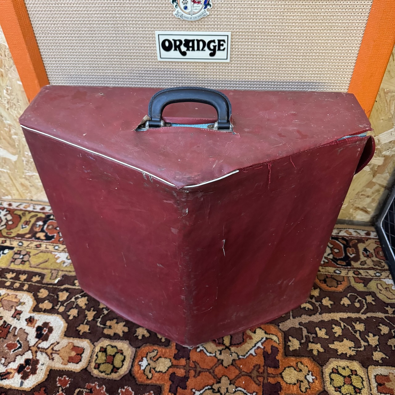 Vintage 1950s WEM Watkins Dominator MK1 Black V Front 2x10 Amplifier Combo Vintage 1950s WEM Watkins Dominator MK1 Black V Front 2x10 Amplifier Combo