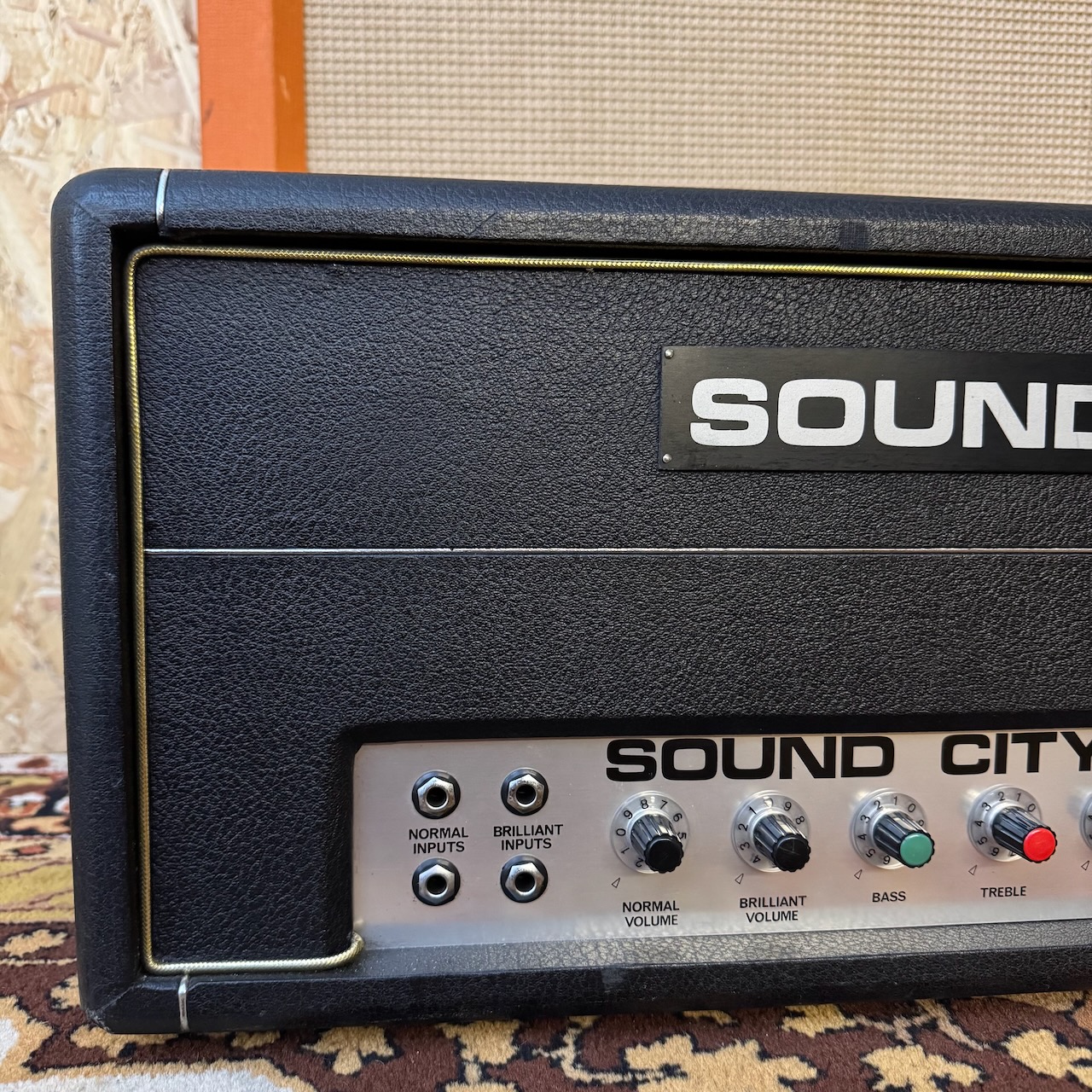 Vintage 1960s Sound City 100 Mark 3 Guitar Amplifier Head MINT Vintage 1960s Sound City 100 Mark 3 Guitar Amplifier Head MINT