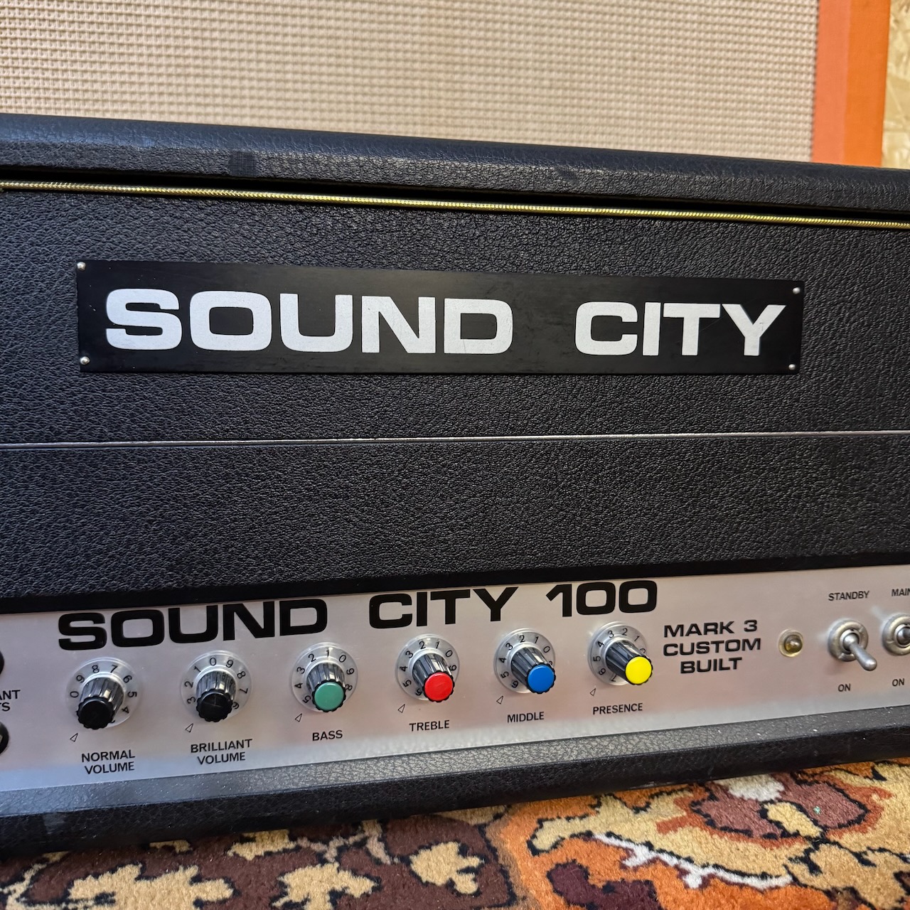Vintage 1960s Sound City 100 Mark 3 Guitar Amplifier Head MINT Vintage 1960s Sound City 100 Mark 3 Guitar Amplifier Head MINT