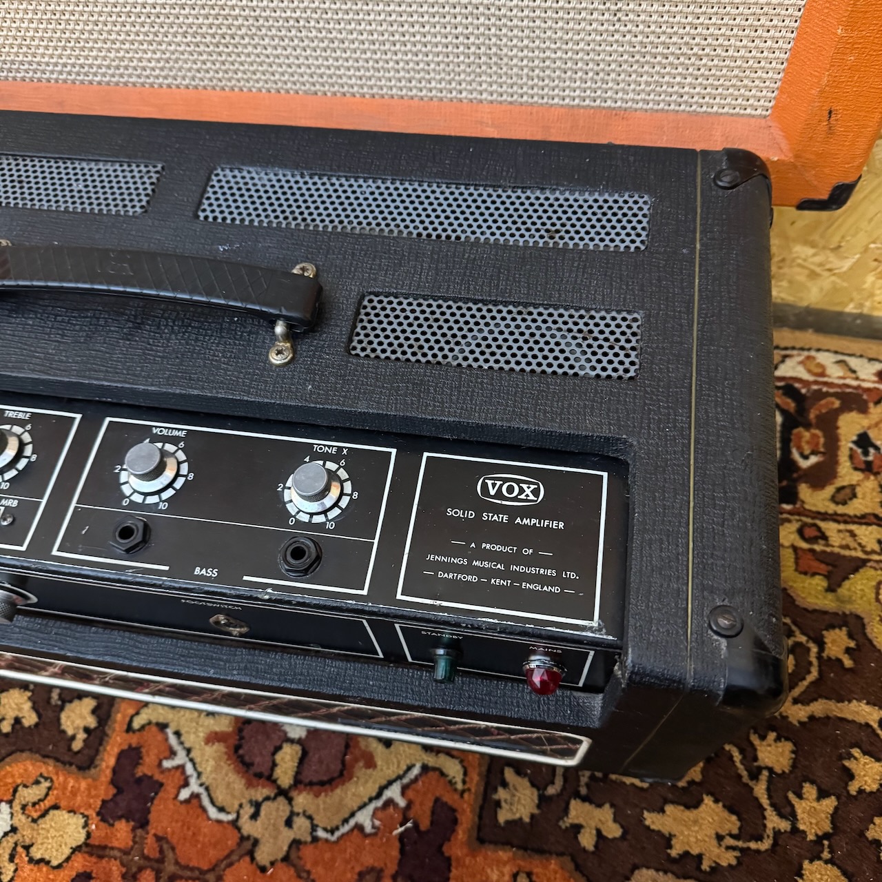 Vintage 1960s Vox Super Foundation Bass Guitar Amplifier FB118 Cabinet Vintage 1960s Vox Super Foundation Bass Guitar Amplifier FB118 Cabinet