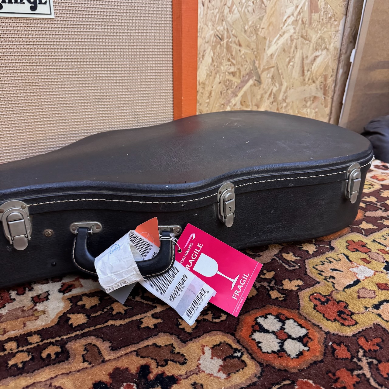 Vintage 1963 Gibson B25 Natural Roadworn Acoustic Guitar Case 1960s Vintage 1963 Gibson B25 Natural Roadworn Acoustic Guitar Case 1960s