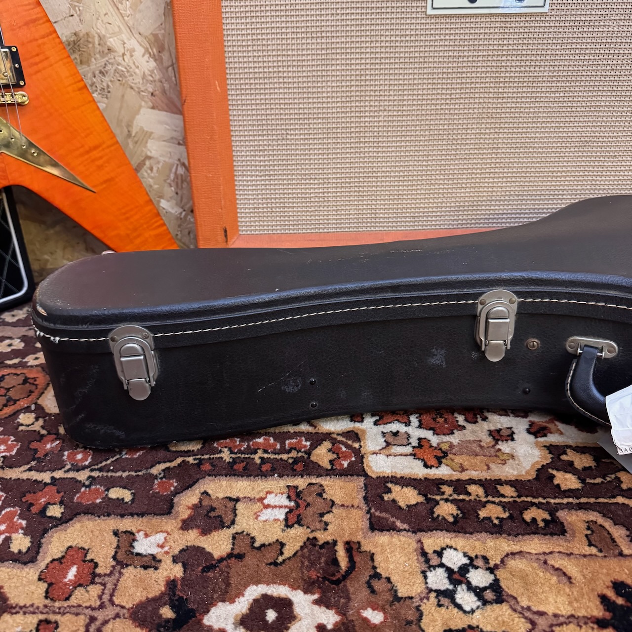 Vintage 1963 Gibson B25 Natural Roadworn Acoustic Guitar Case 1960s Vintage 1963 Gibson B25 Natural Roadworn Acoustic Guitar Case 1960s