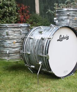Vintage 1969 Ludwig Super Classic Blue Oyster Pearl Drum Kit
