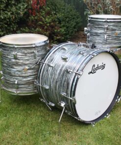 Vintage 1969 Ludwig Super Classic Blue Oyster Pearl Drum Kit