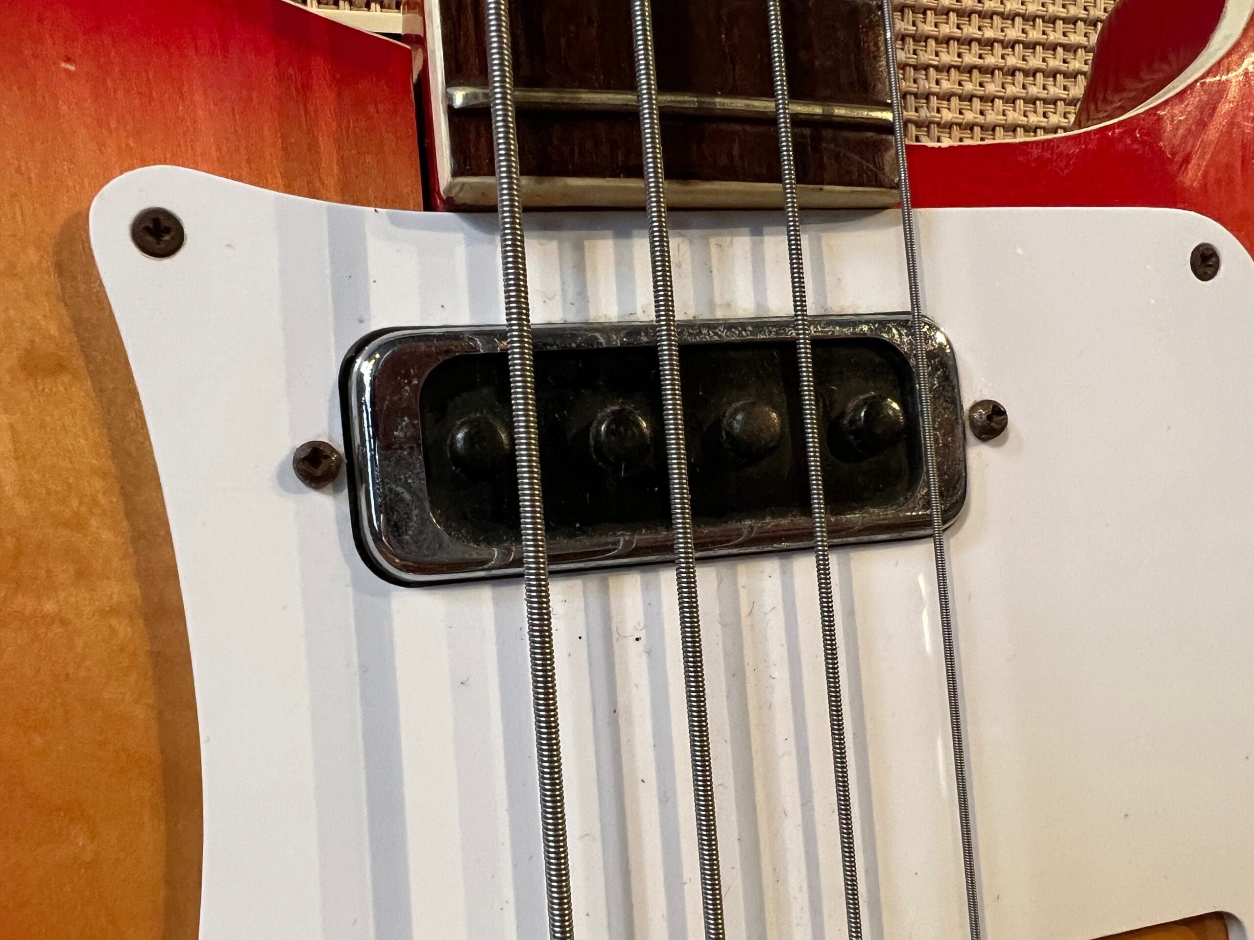 Vintage 1970s Hondo II HRB2S Rickenbacker Bass Guitar Vintage 1970s Hondo II HRB2S Rickenbacker Bass Guitar