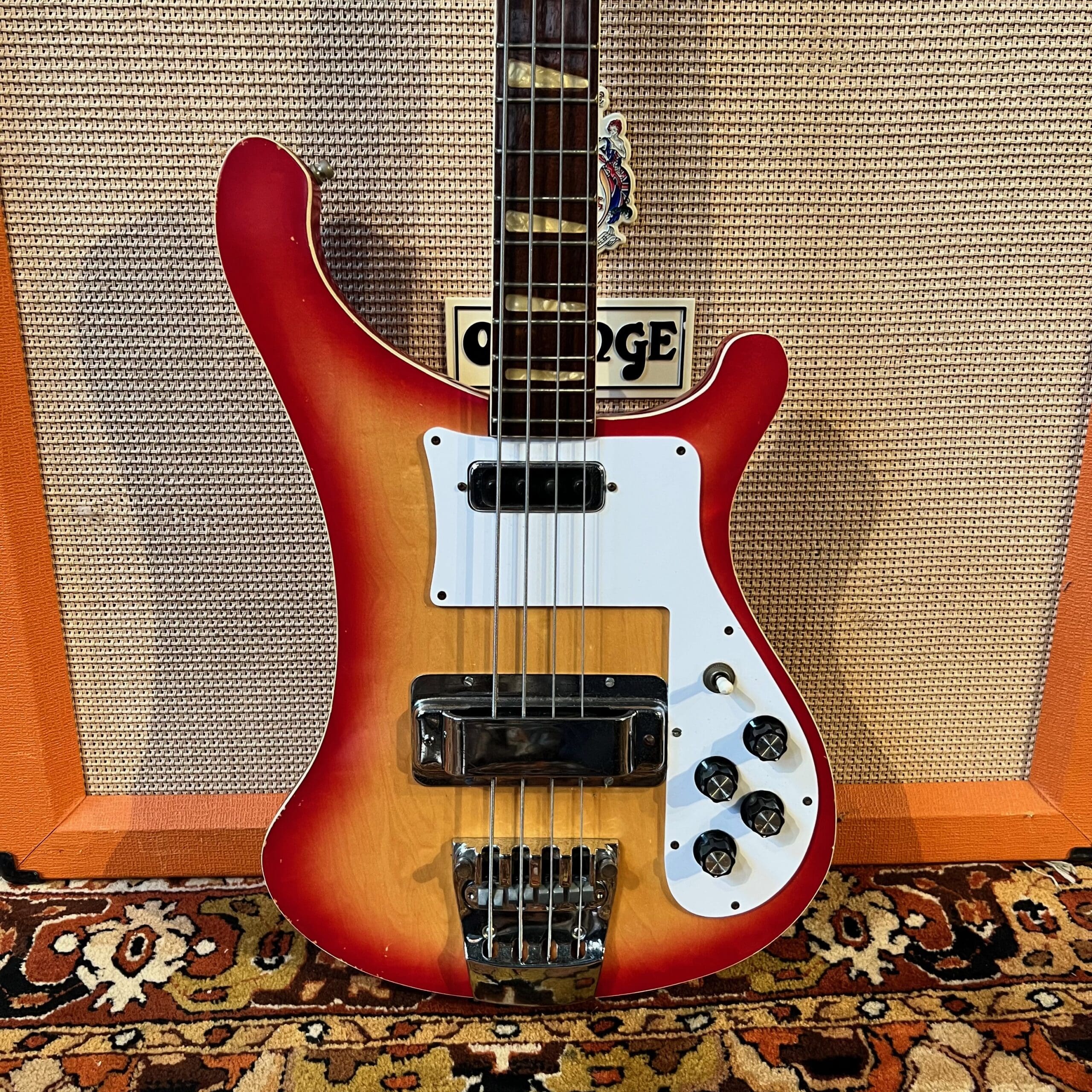 Vintage 1970s Hondo II HRB2S Rickenbacker Bass Guitar Vintage 1970s Hondo II HRB2S Rickenbacker Bass Guitar