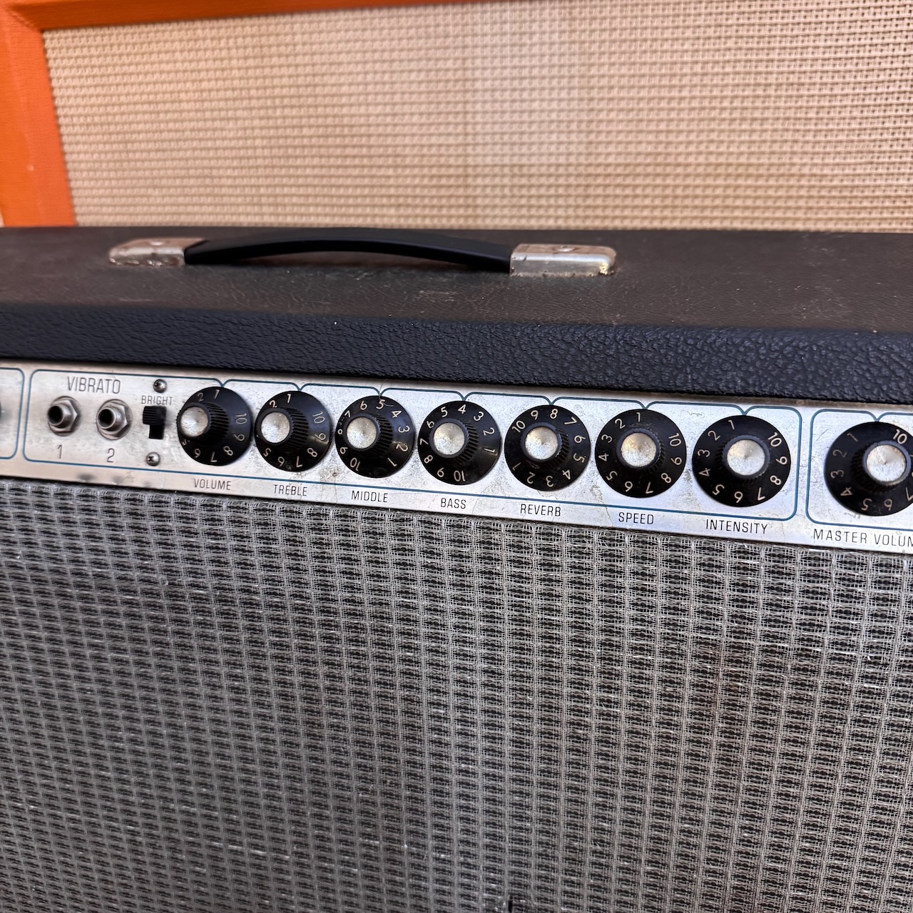 Vintage 1979 Fender Vibrosonic Reverb 1x15 USA Amplifier Combo EVM Vintage 1979 Fender Vibrosonic Reverb 1x15 USA Amplifier Combo EVM