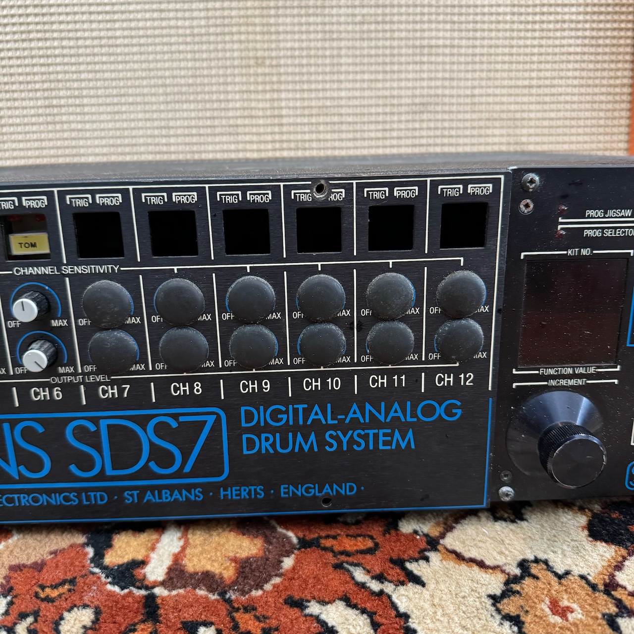 Vintage 1980s Simmons SDS7 Rack Drum Machine System Ronnie Lane Studio Vintage 1980s Simmons SDS7 Rack Drum Machine System Ronnie Lane Studio