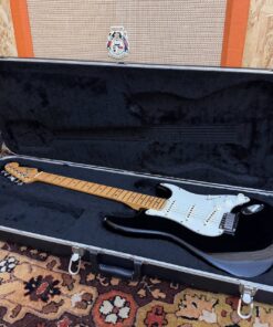 Vintage 1987 Fender USA Black Maple Standard Stratocaster Guitar OHSC