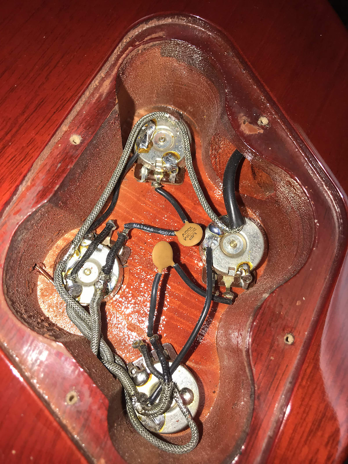 fqzomi9xcvxxz3rxmnwu (2)